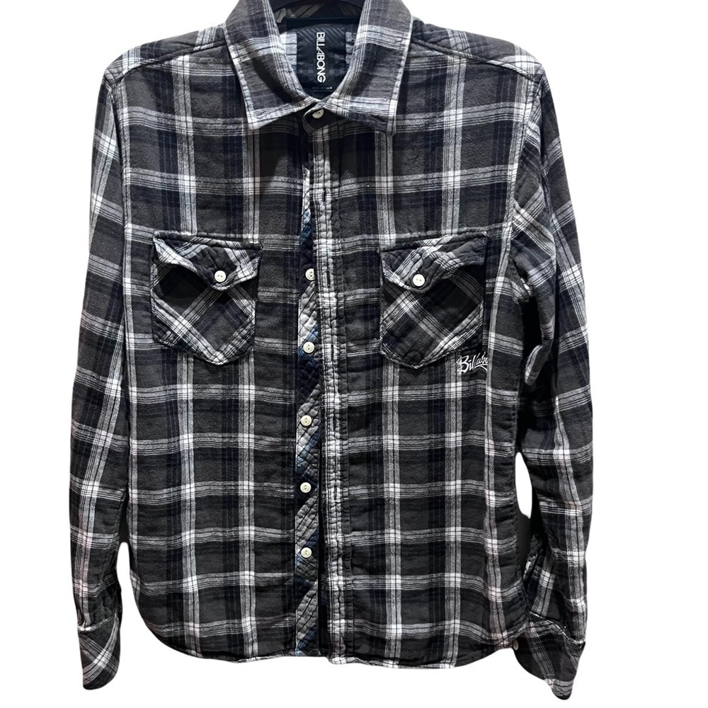 Billabong Black Plaid Button Down Shirt Flap Pockets Embroidered Logo Sz S